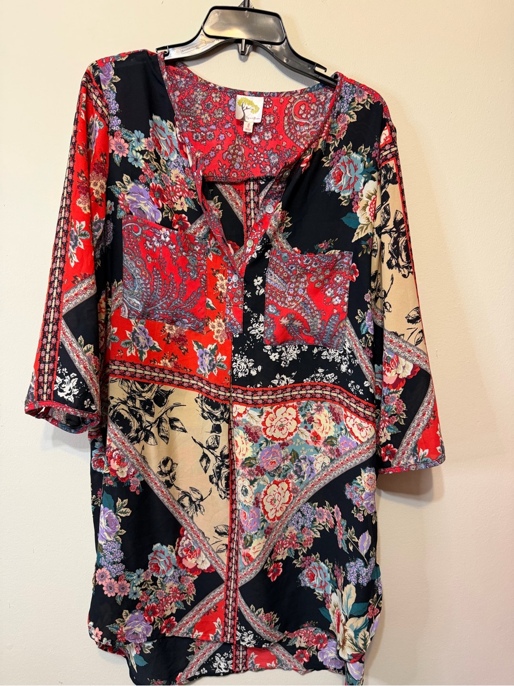 fig and flower Patchwork Floral V-Neck Tunic - Red Black Cream 2466